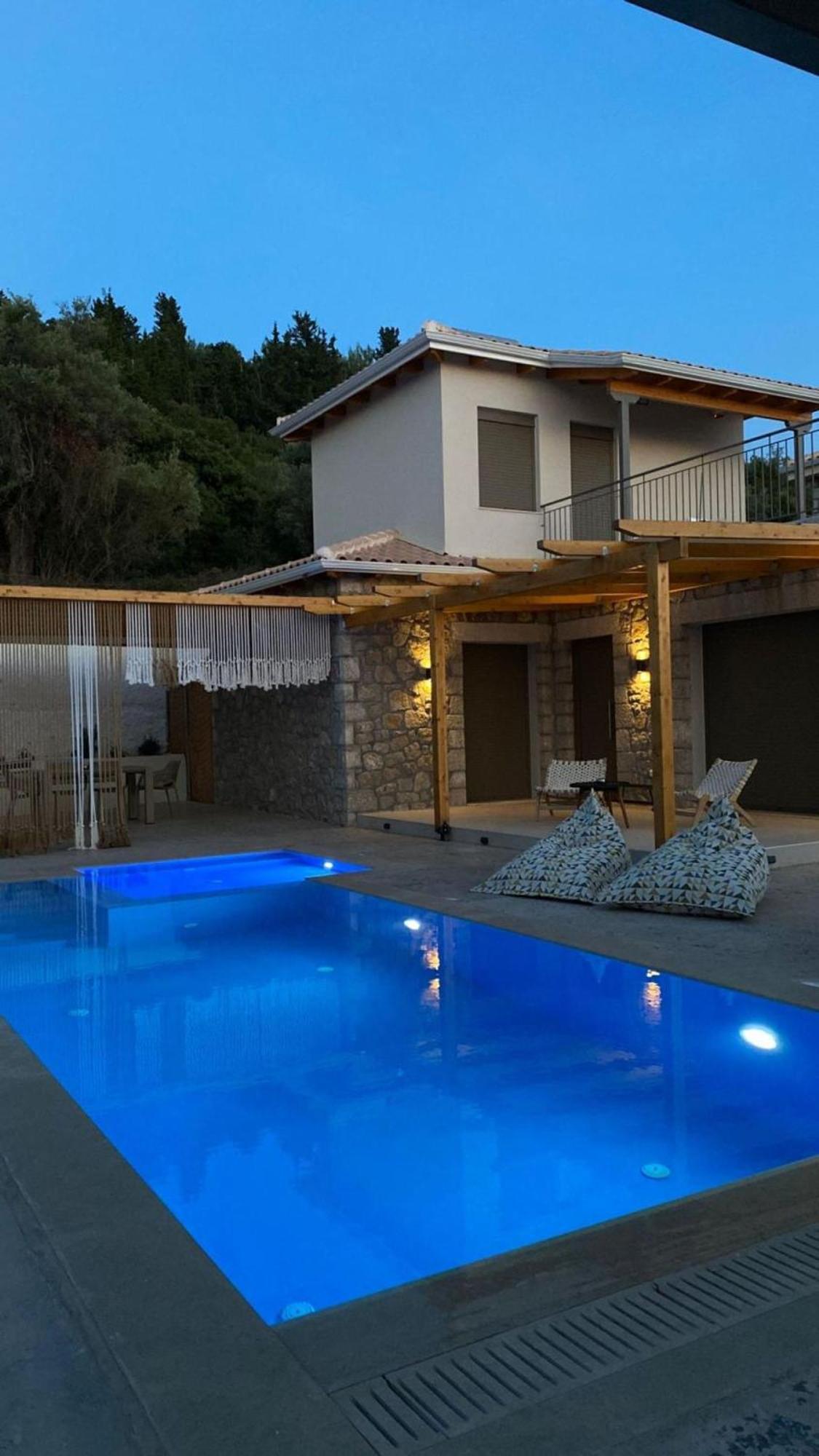 Zephyros Villas - Áyios Nikítas מראה חיצוני תמונה
